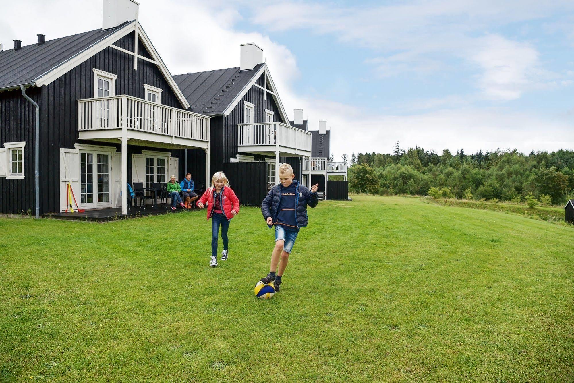 Dayz Sohojlandet Golf Resort Gjern エクステリア 写真